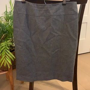Women’s grey wool pencil skirt